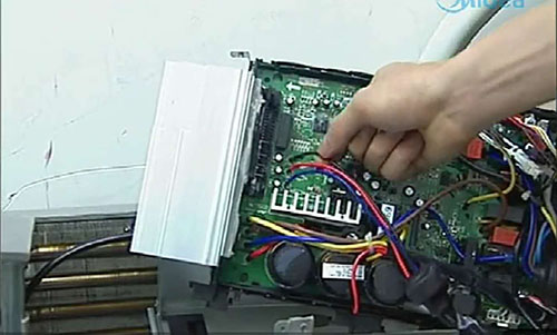 黑龙江美的空调电话是多少